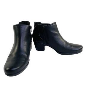 Clarks Womens Black Leather Ankle Boots Block Heel Side Zip Booties Size 9